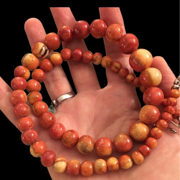 Vintage Jewelry - Apple coral long bead necklace